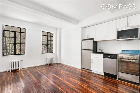 45 tudor city place rental